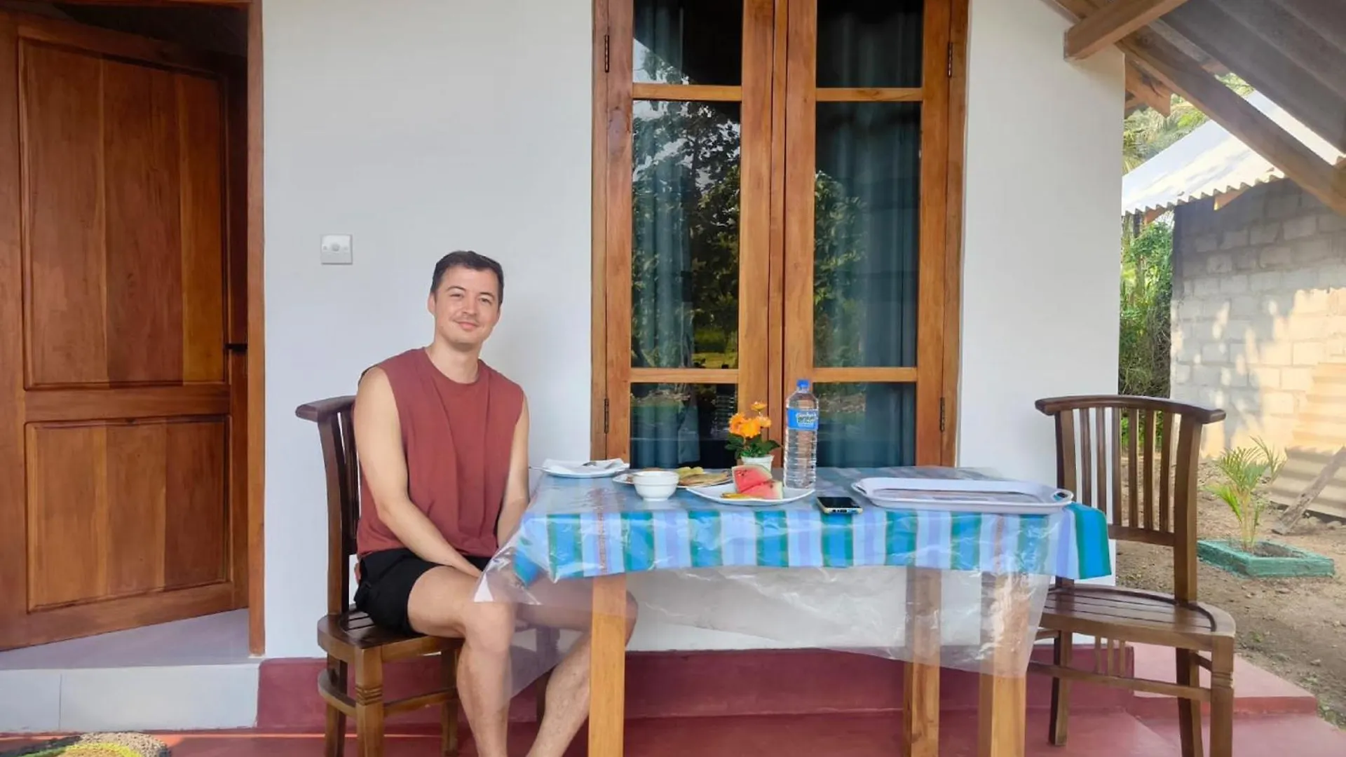 סיגירייה Little Haven Cottage 0*,